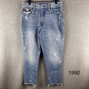Abercrombie & Fitch Women’s Cropped Light Blue Mom Jeans Size 29/8